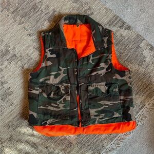 SOLD / Vintage Reversible Men’s Camo and Orange 80s Hunting Vest